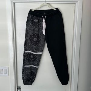 BoohooMAN Official Black Bandana Sweat Pants